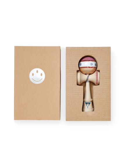 kendama krom 10 ani aniversare